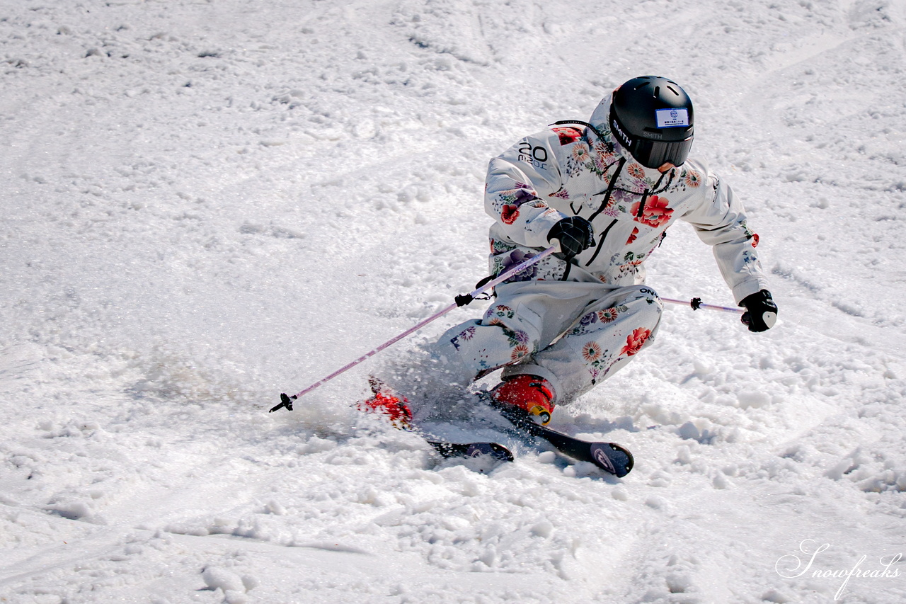 キロロリゾート｜ポカポカ陽気で絶好の春スキー日和♪こんな日は、みんなで思いっきり春雪を満喫しましょう！